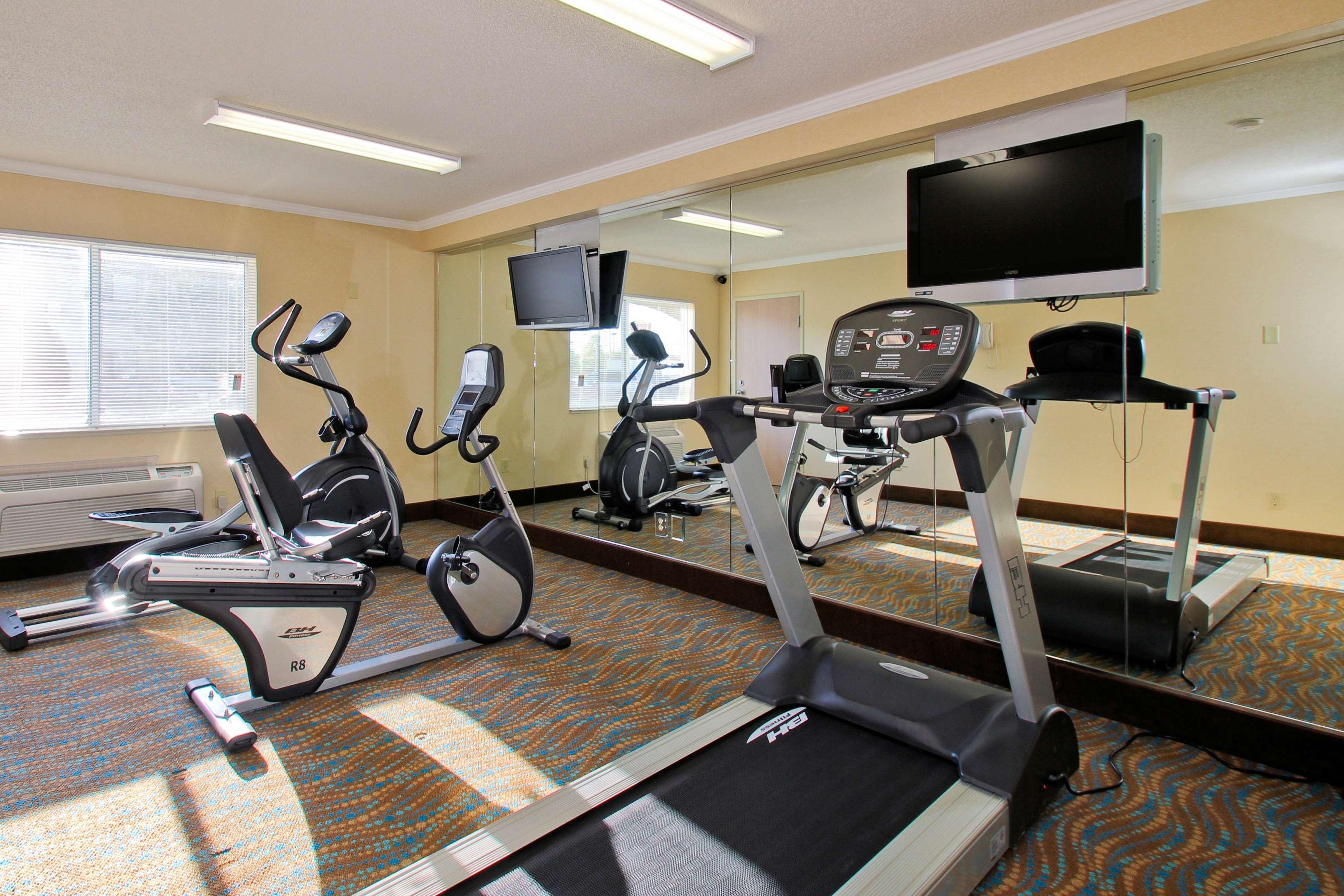 Best Western Airport Inn Moline Esterno foto