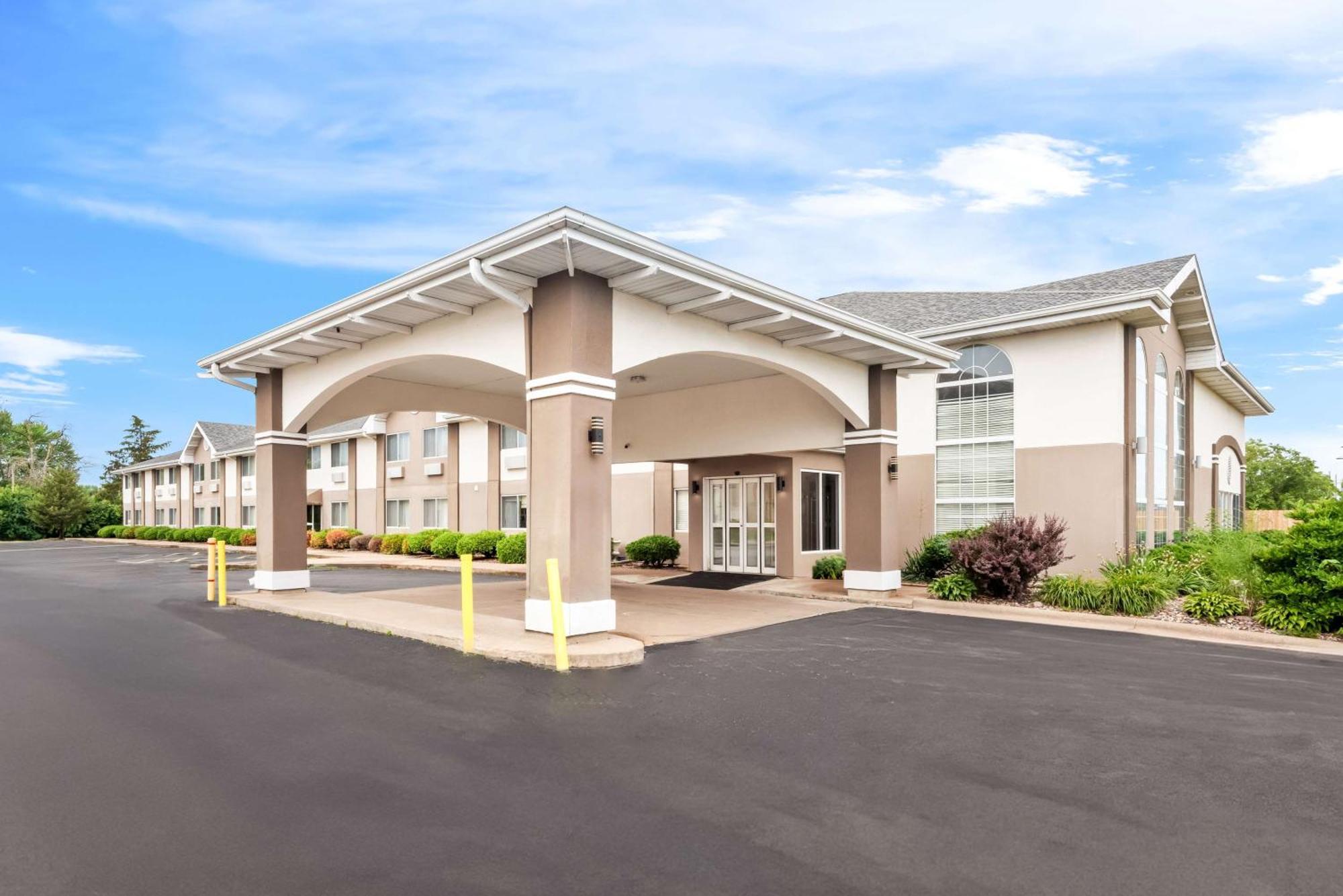 Best Western Airport Inn Moline Esterno foto